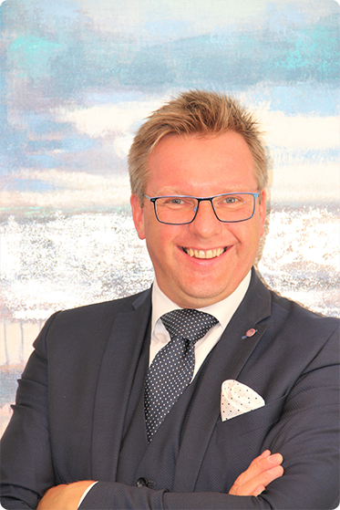 Karl Steinier, avocat associé
